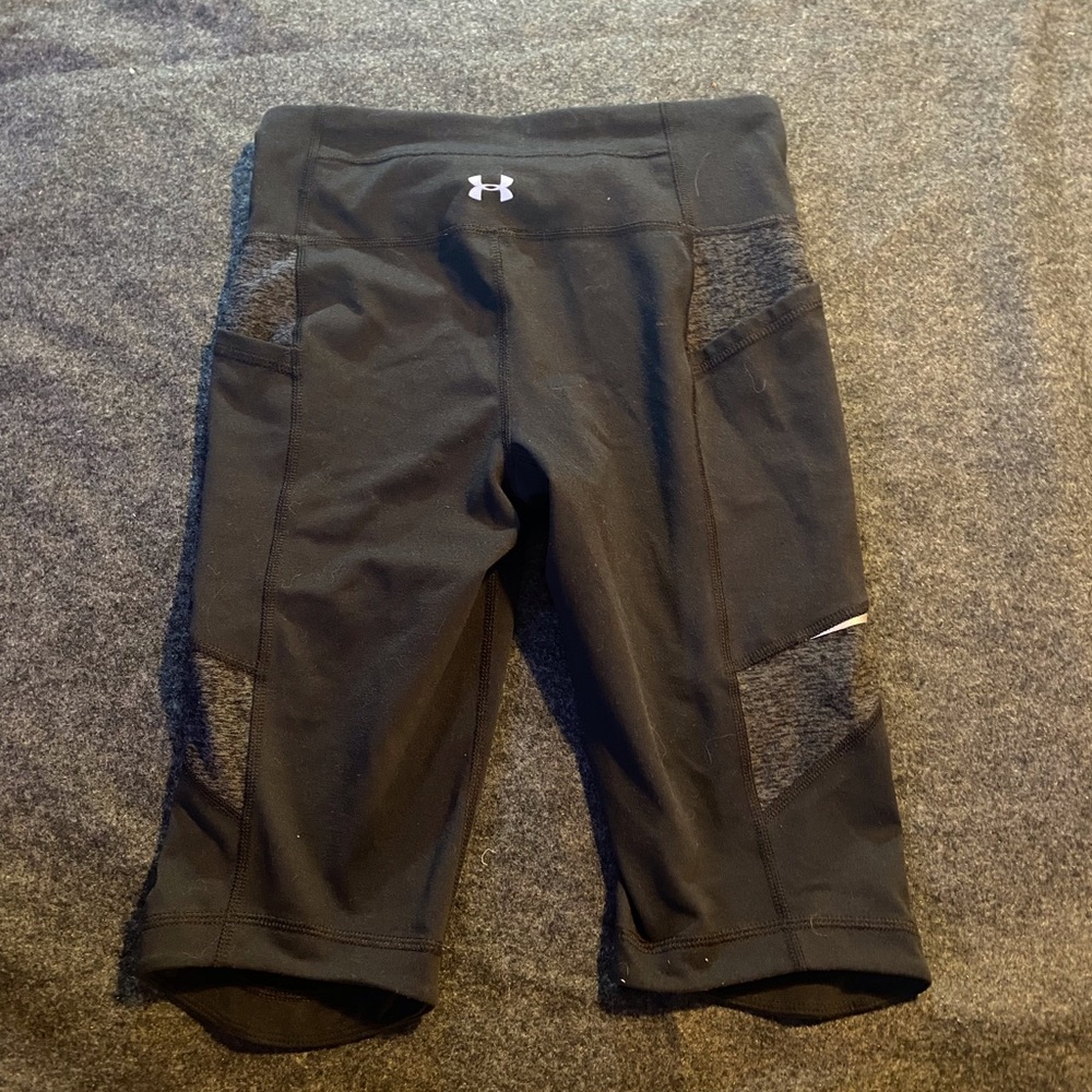 UNDER ARMOUR Bike/Athletic Shorts WITH  PHONE POCKETS